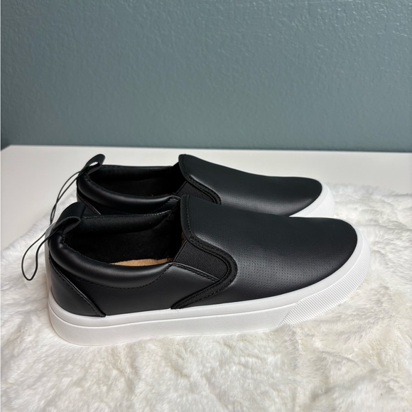 NWT Maurice’s SuperCush Kate Slip-On Sneakers Black White Sole Size 6.5 - Picture 5 of 9